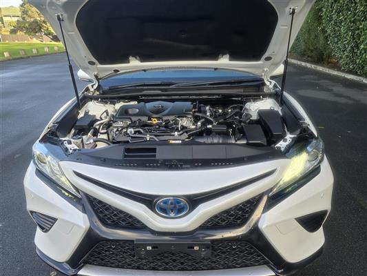 2019 Toyota Camry thumbnail