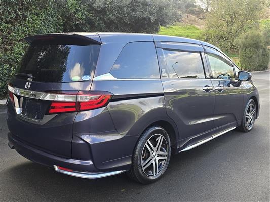 2015 Honda Odyssey thumbnail