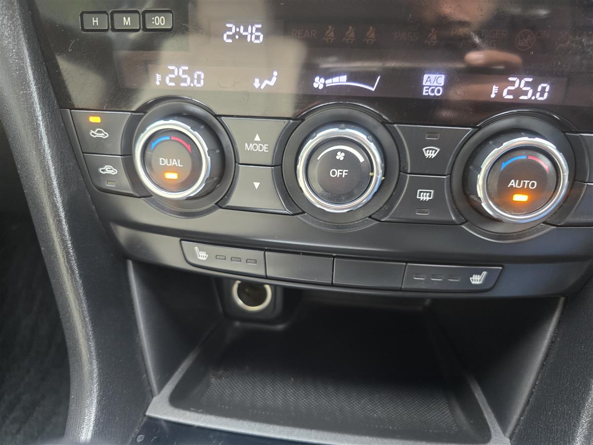 2013 Mazda Atenza thumbnail