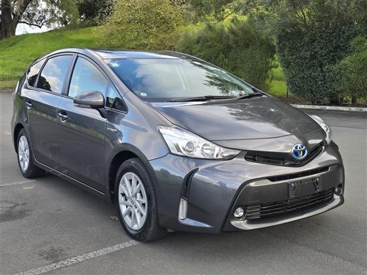 2015 Toyota Prius thumbnail