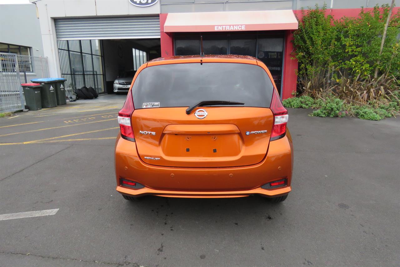 2018 Nissan Note thumbnail