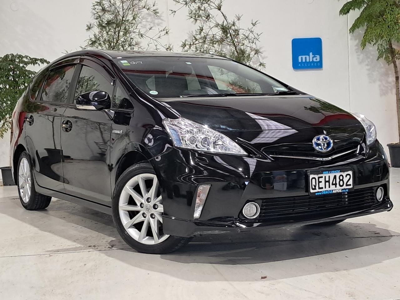 2012 Toyota Prius thumbnail