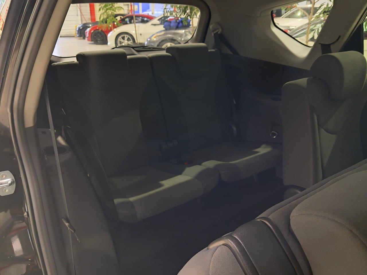 2012 Toyota Prius thumbnail