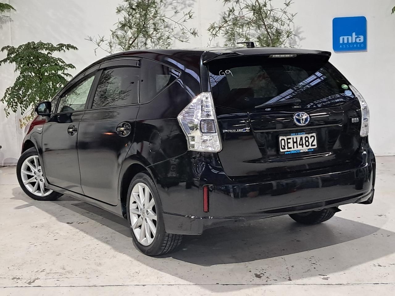 2012 Toyota Prius thumbnail
