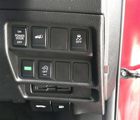 2019 Nissan X-Trail thumbnail