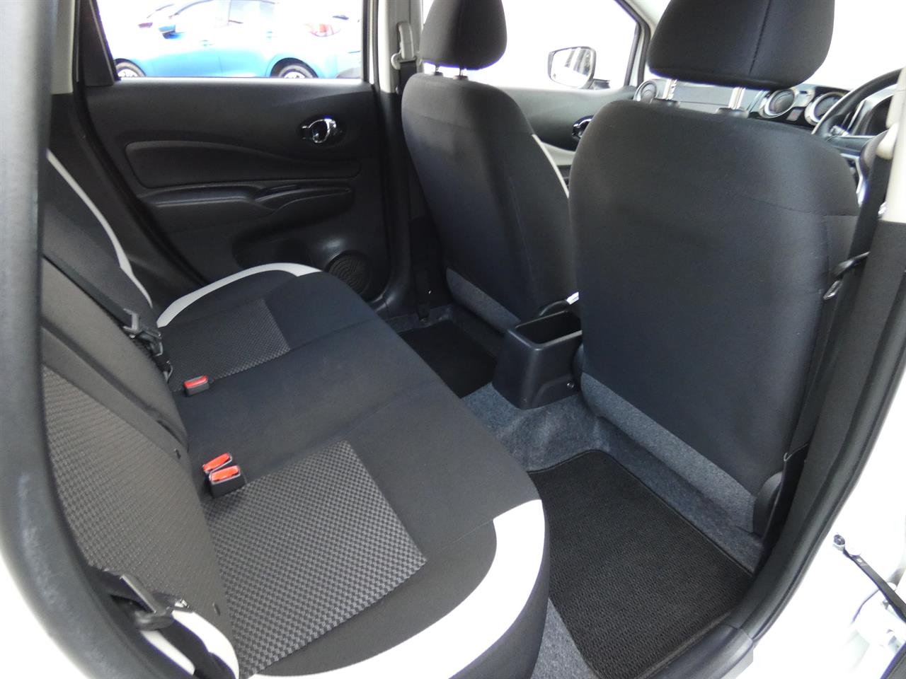 2021 Nissan NOTE thumbnail