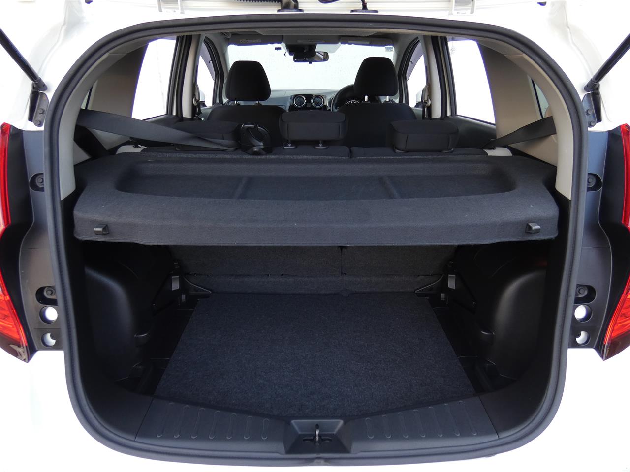 2021 Nissan NOTE thumbnail