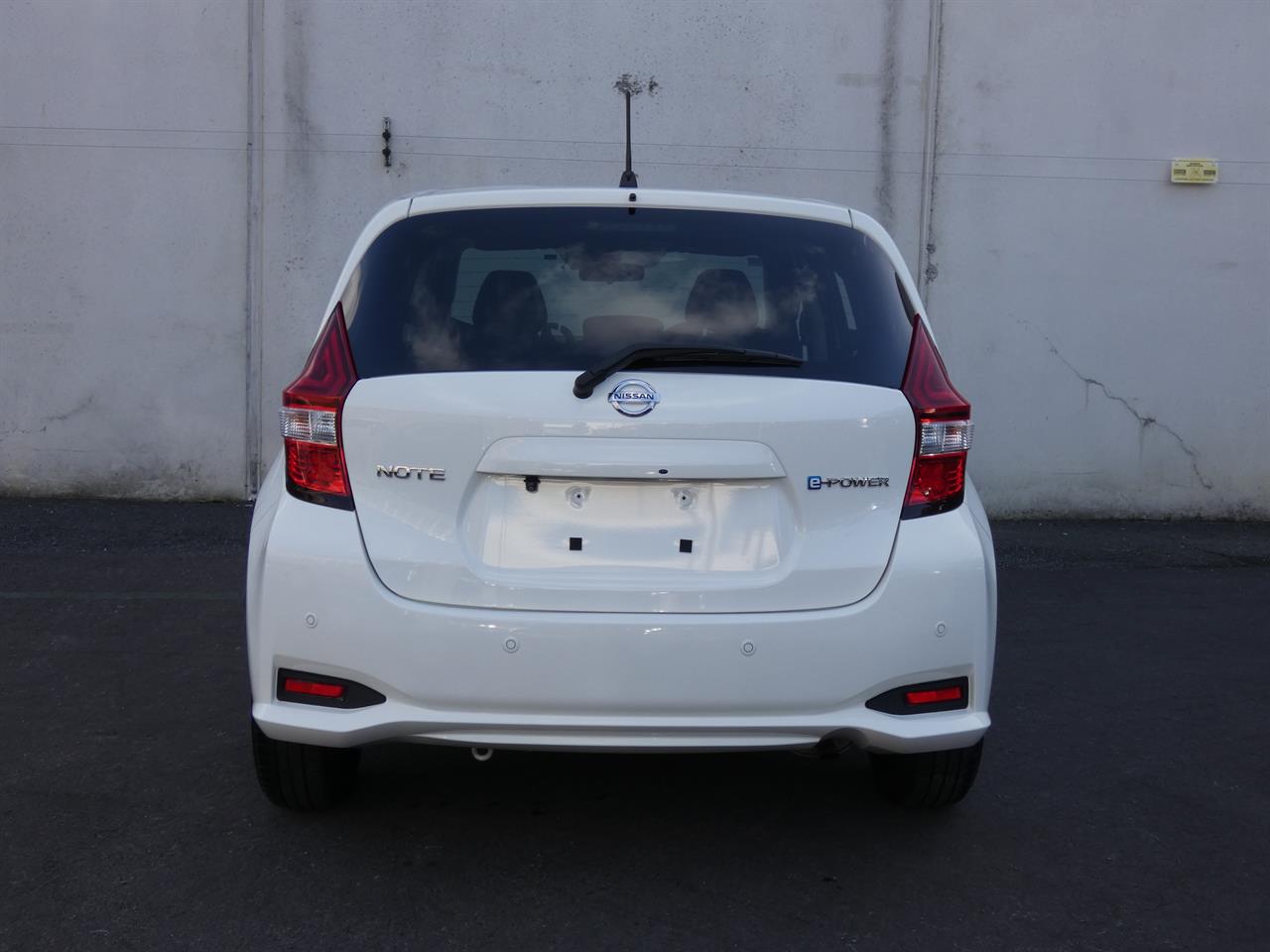 2021 Nissan NOTE thumbnail