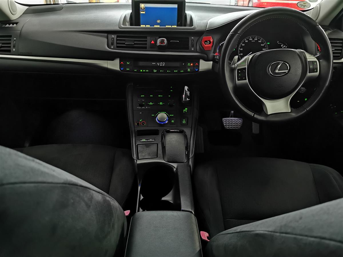 2012 Lexus CT200 thumbnail