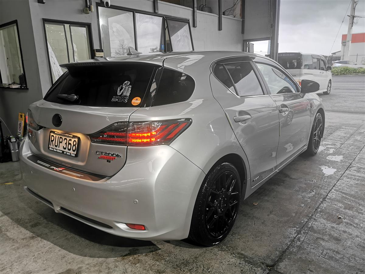 2012 Lexus CT200 thumbnail