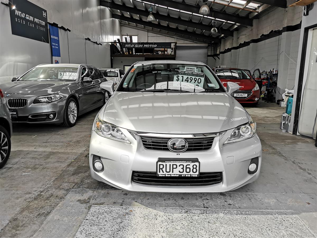 2012 Lexus CT200 thumbnail