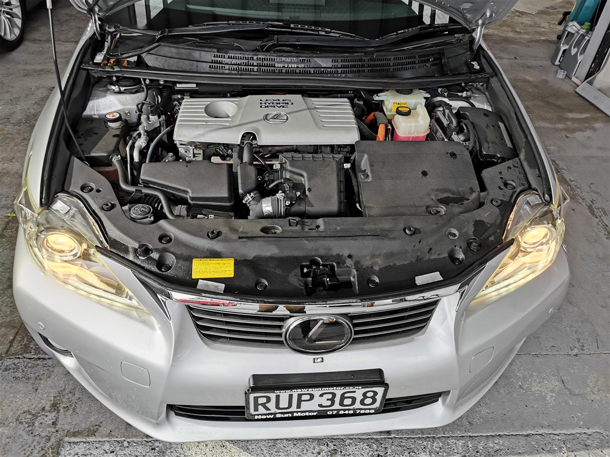 2012 Lexus CT200 thumbnail