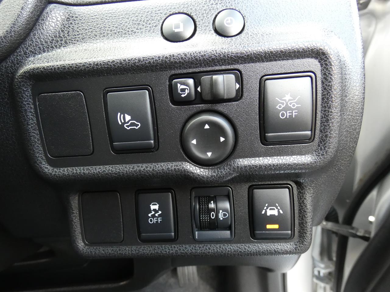 2021 Nissan NOTE thumbnail