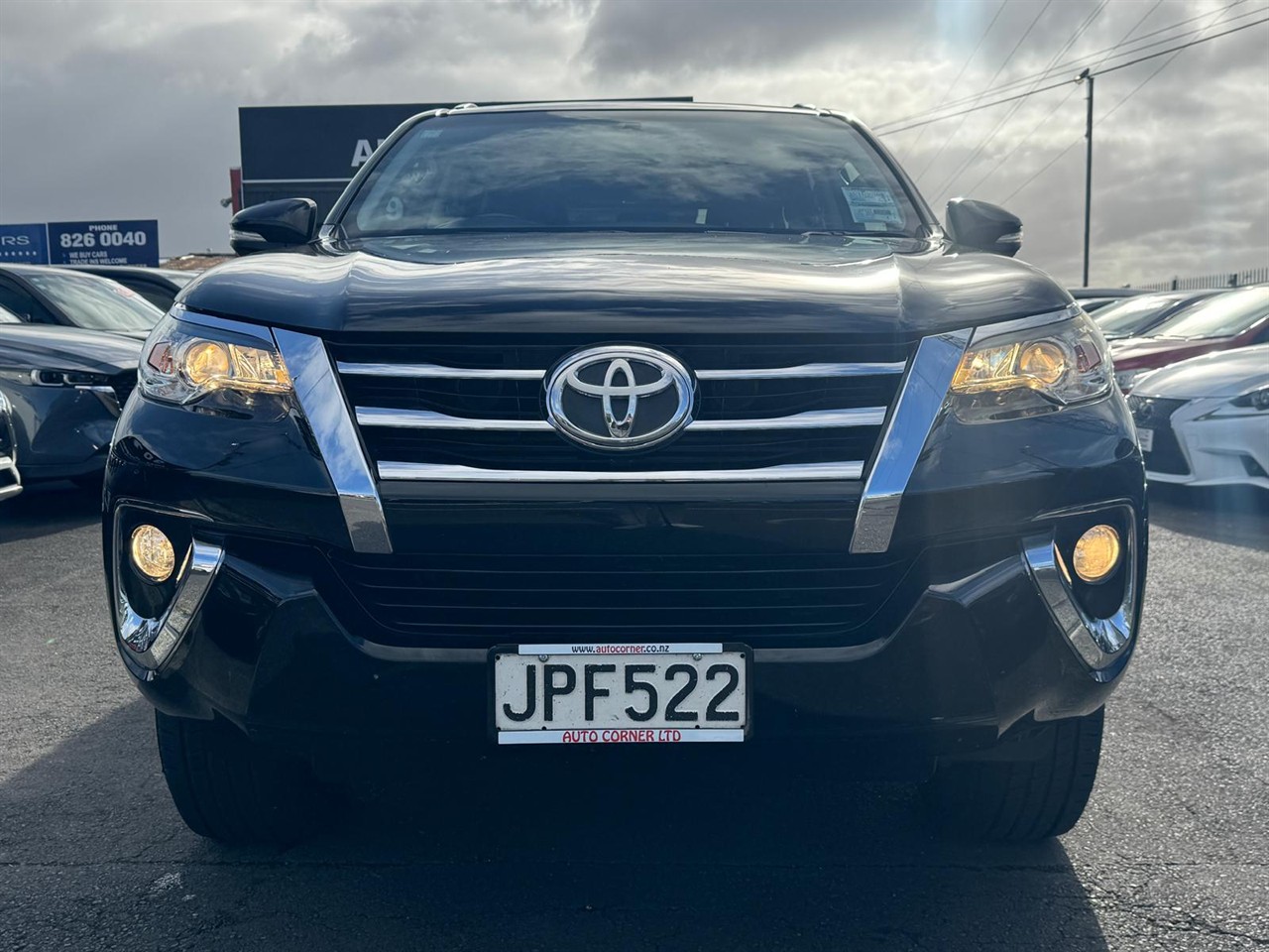 2016 Toyota FORTUNER thumbnail