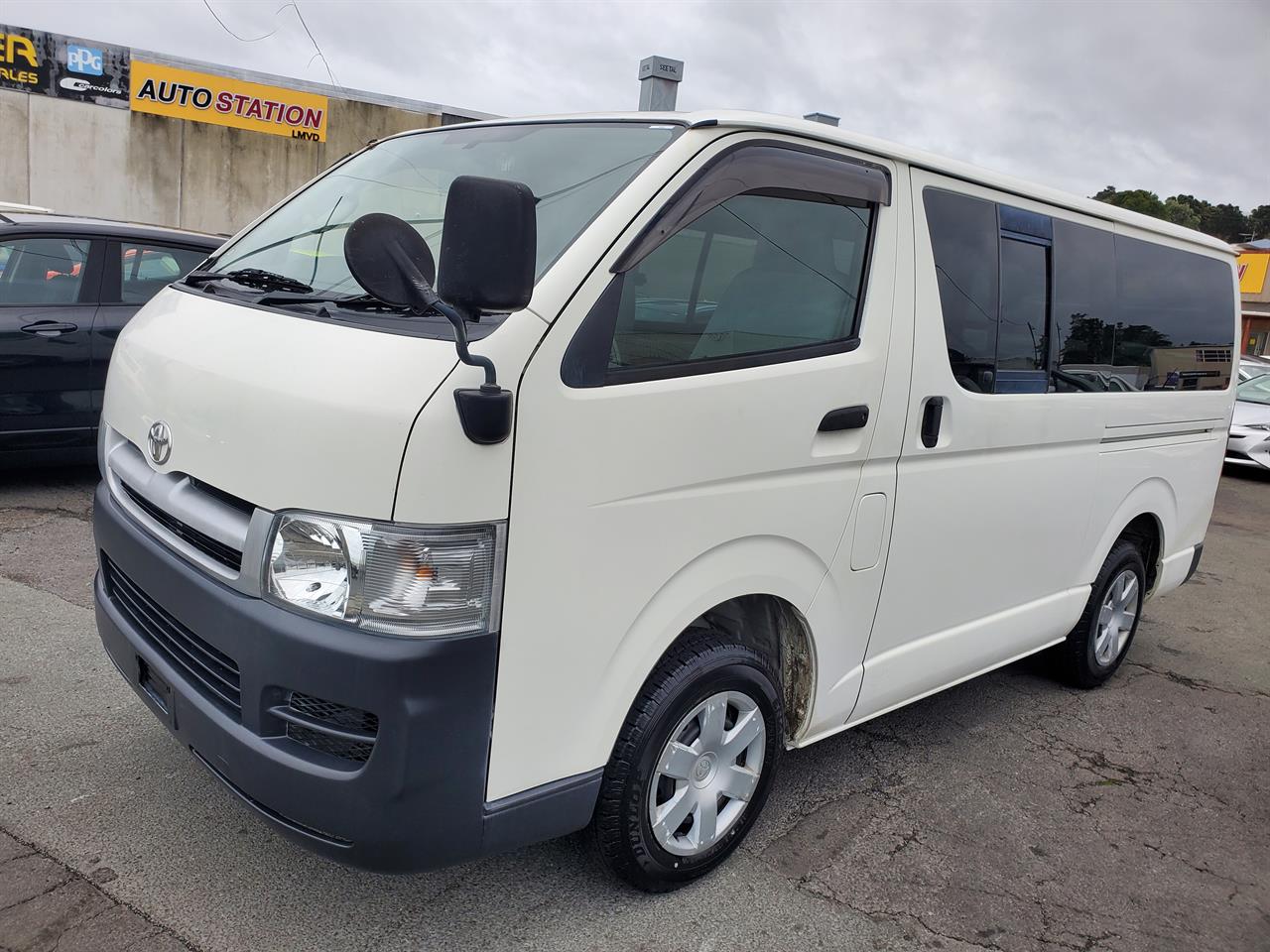 2006 Toyota Hiace thumbnail