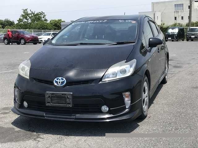 2015 Toyota Prius thumbnail
