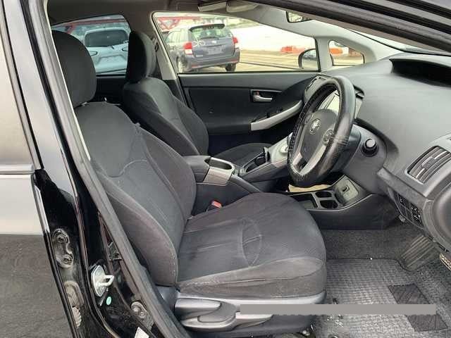 2014 Toyota Prius thumbnail