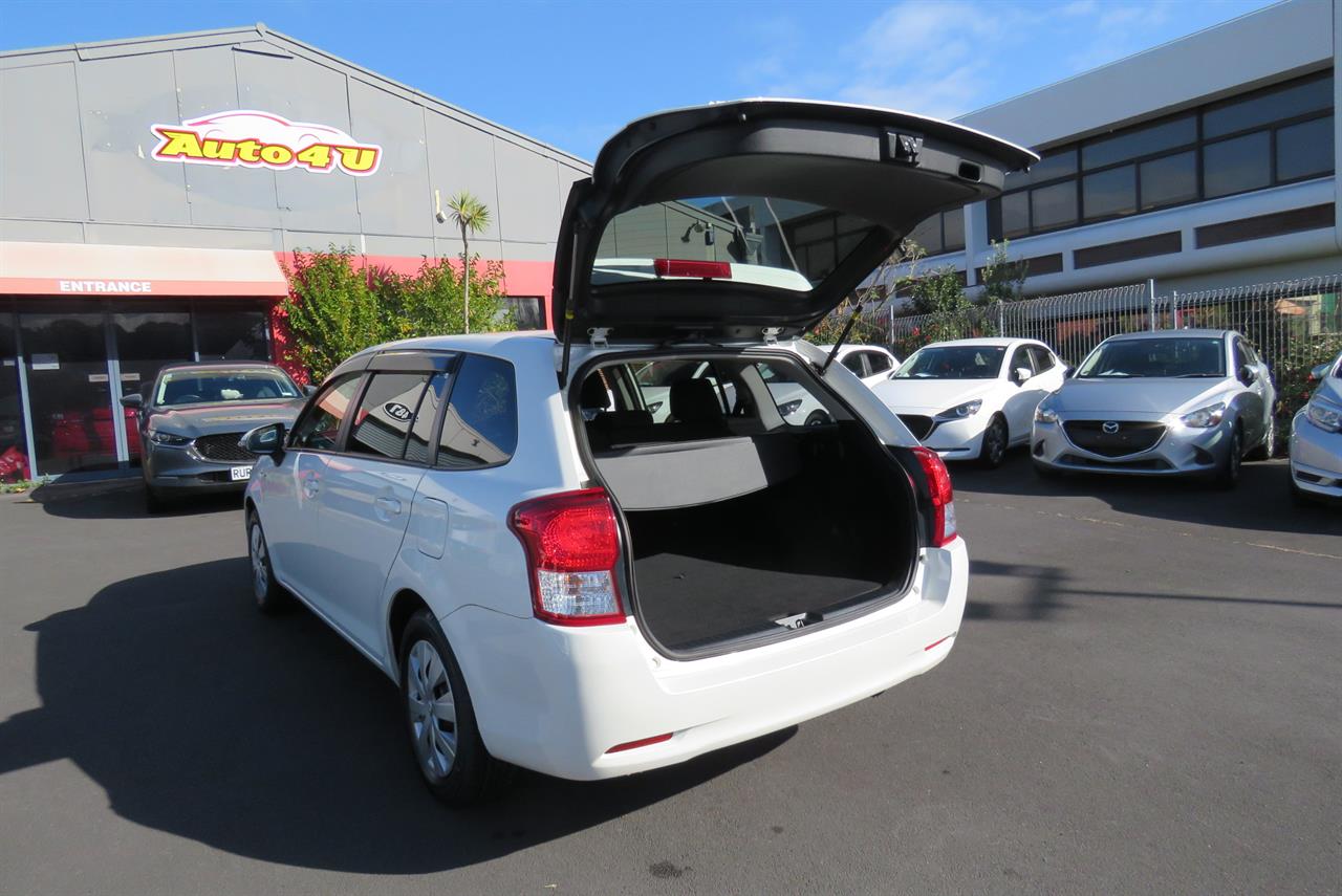 2014 Toyota Corolla thumbnail