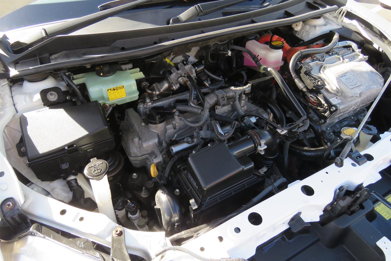 2014 Toyota Corolla thumbnail