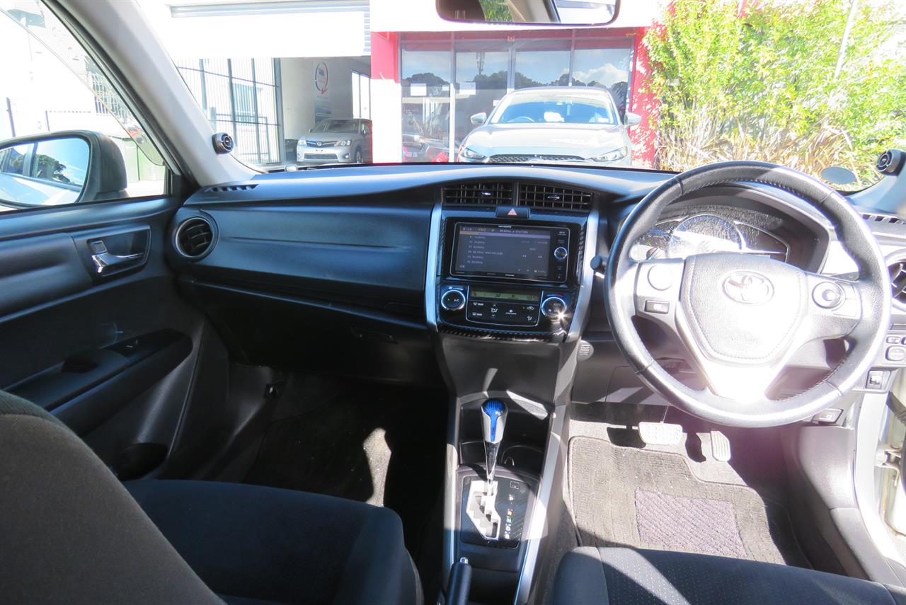 2014 Toyota Corolla thumbnail