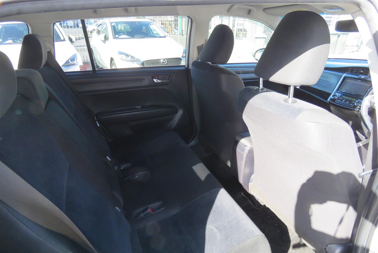 2014 Toyota Corolla thumbnail