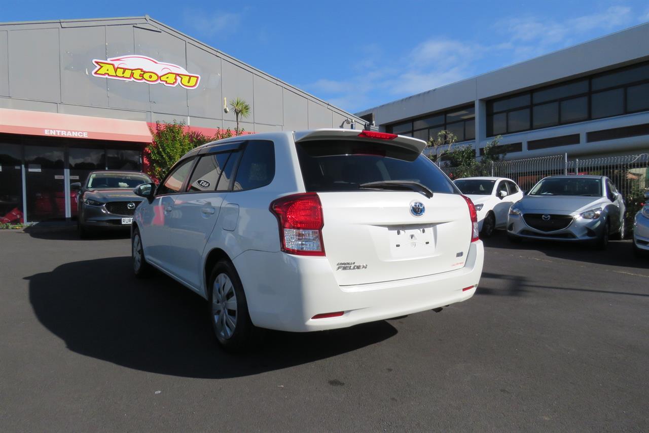 2014 Toyota Corolla thumbnail