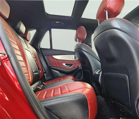 2021 Mercedes-Benz GLC thumbnail