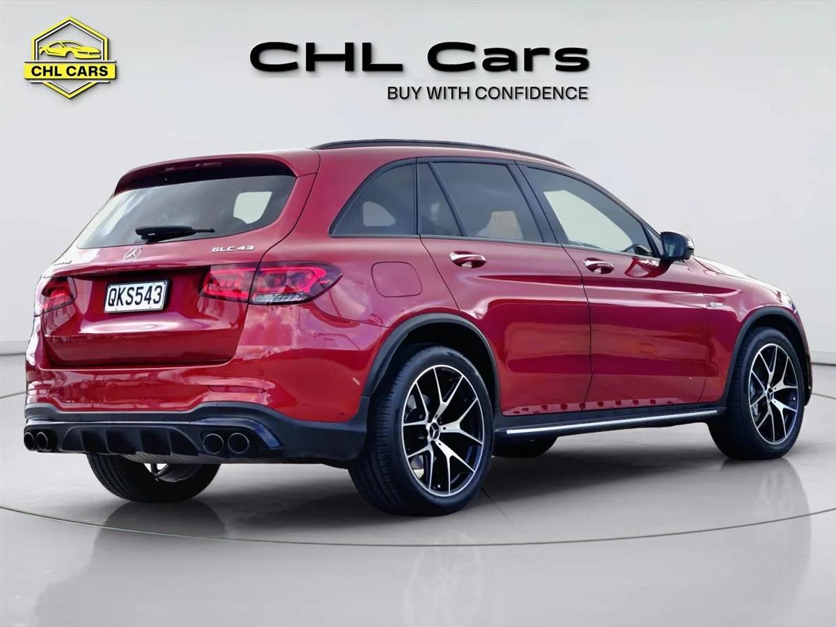 2021 Mercedes-Benz GLC thumbnail
