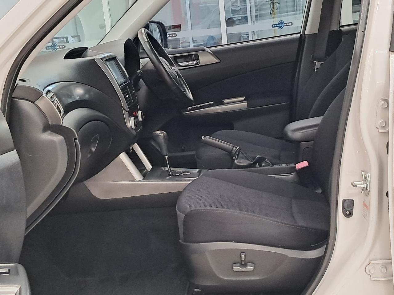 2011 Subaru Forester thumbnail