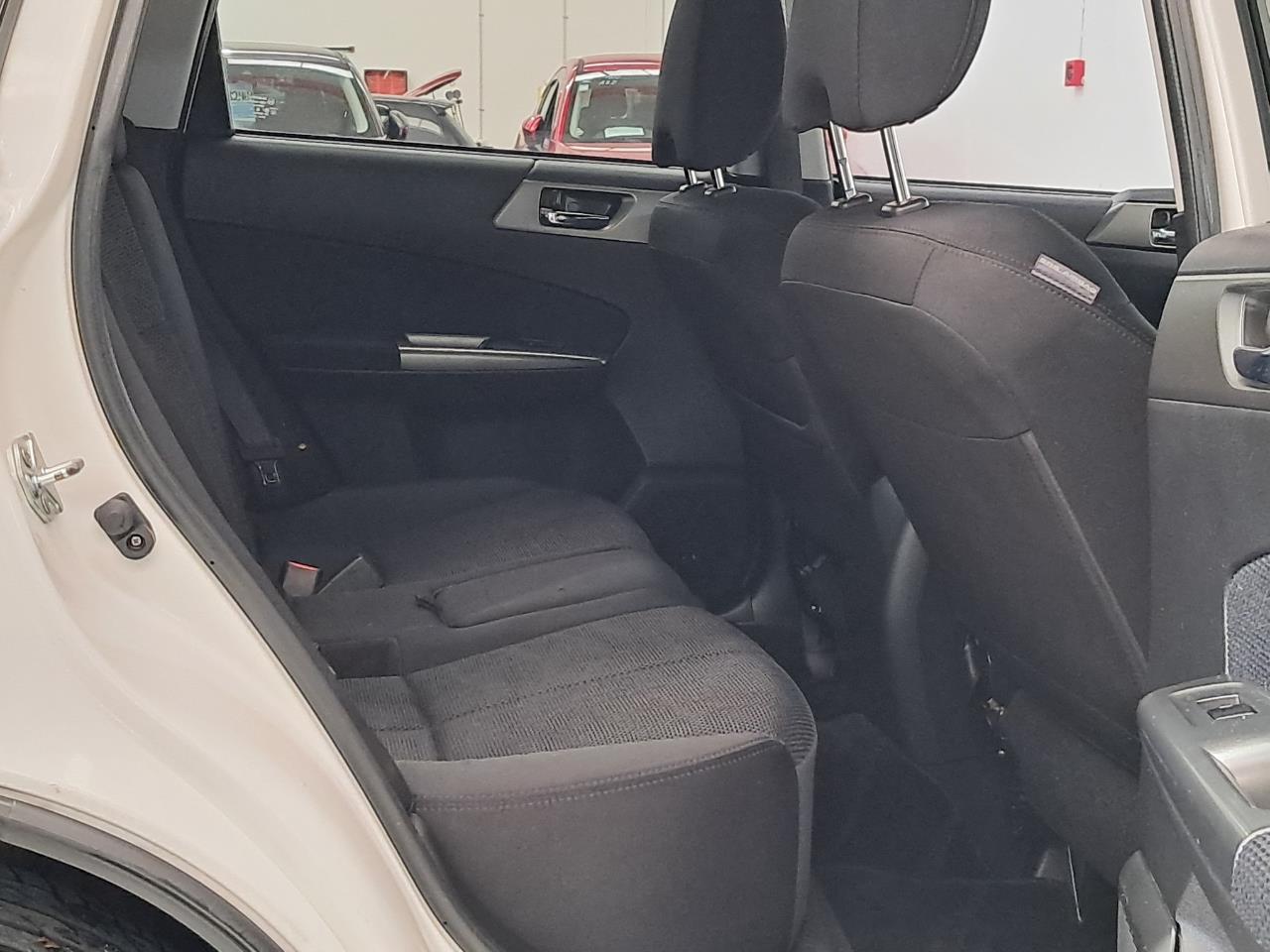 2011 Subaru Forester thumbnail