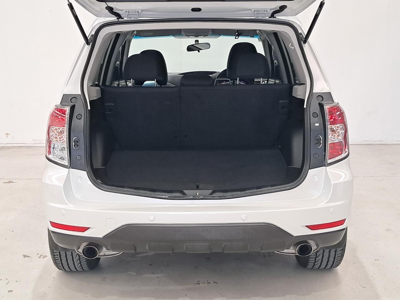 2011 Subaru Forester thumbnail