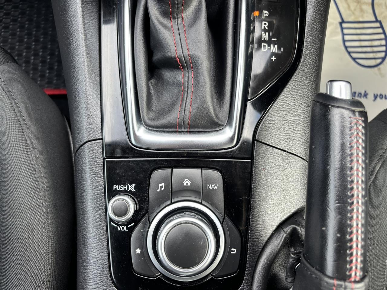 2014 Mazda Axela thumbnail