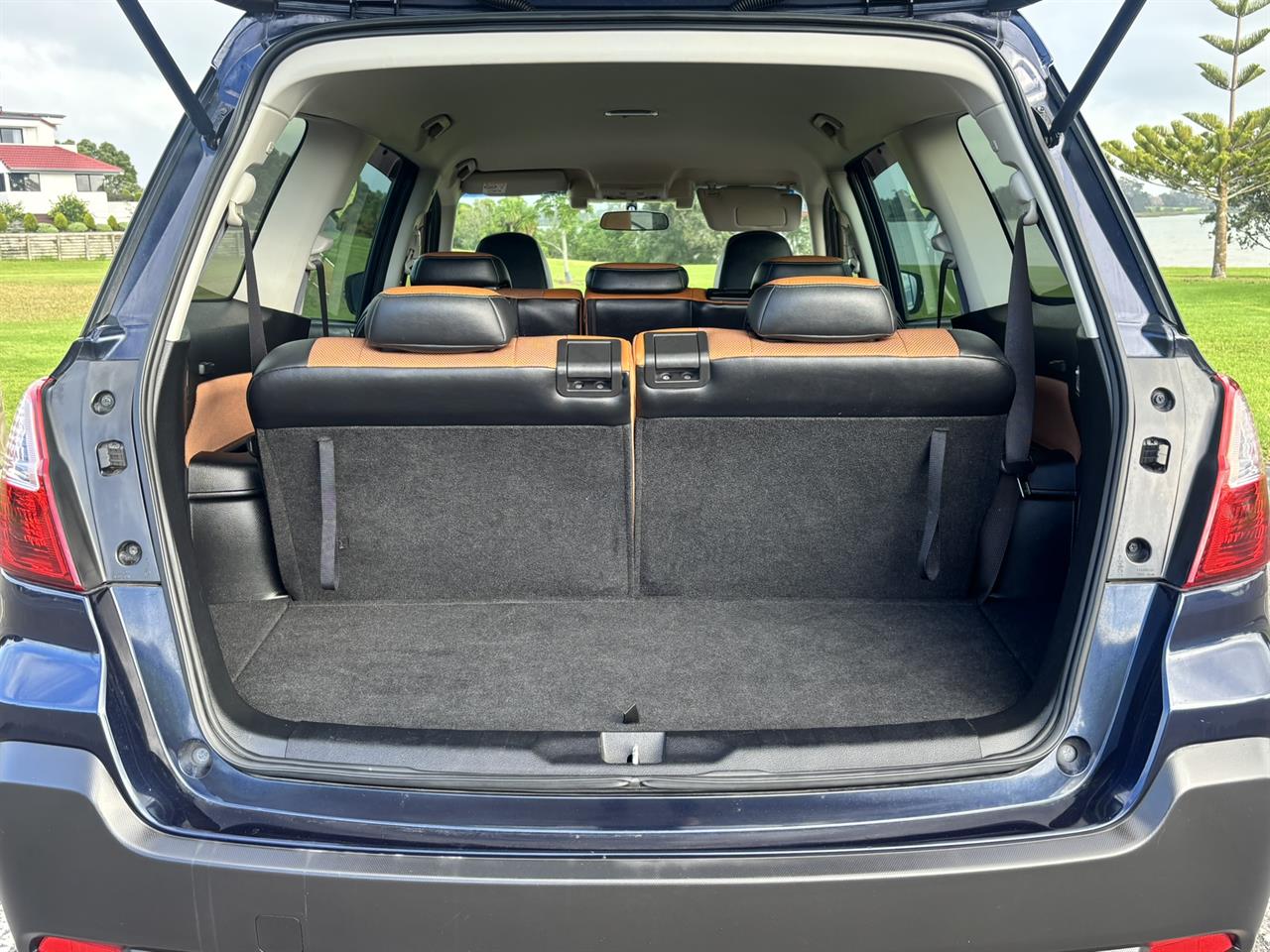 2015 Subaru Exiga thumbnail