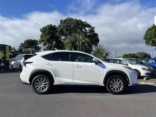 2015 Lexus NX thumbnail