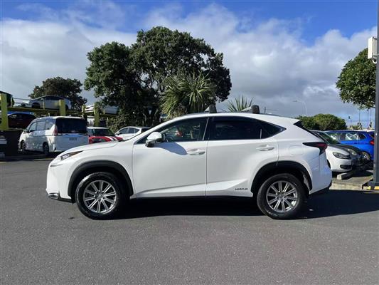 2015 Lexus NX thumbnail