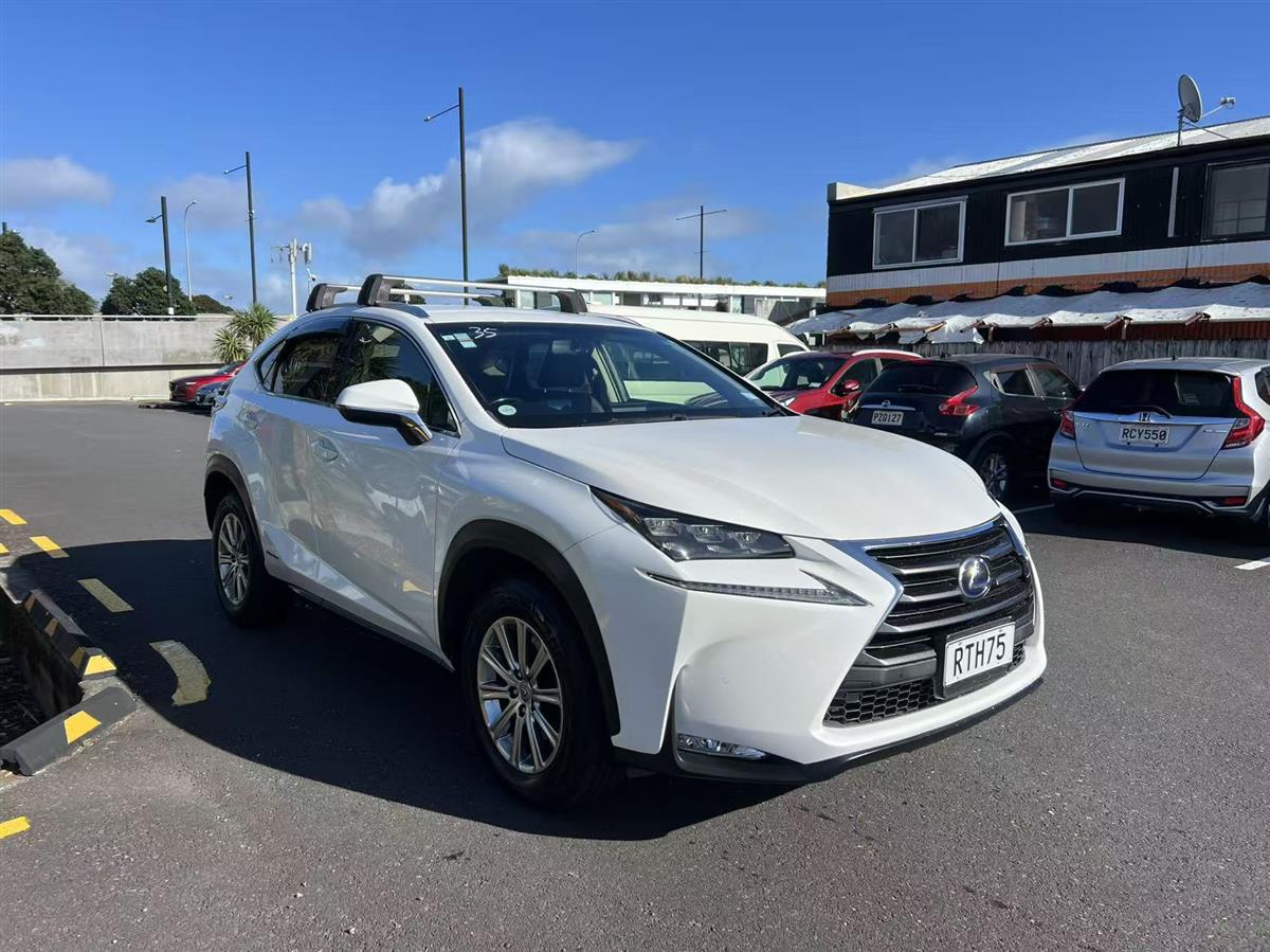 2015 Lexus NX thumbnail