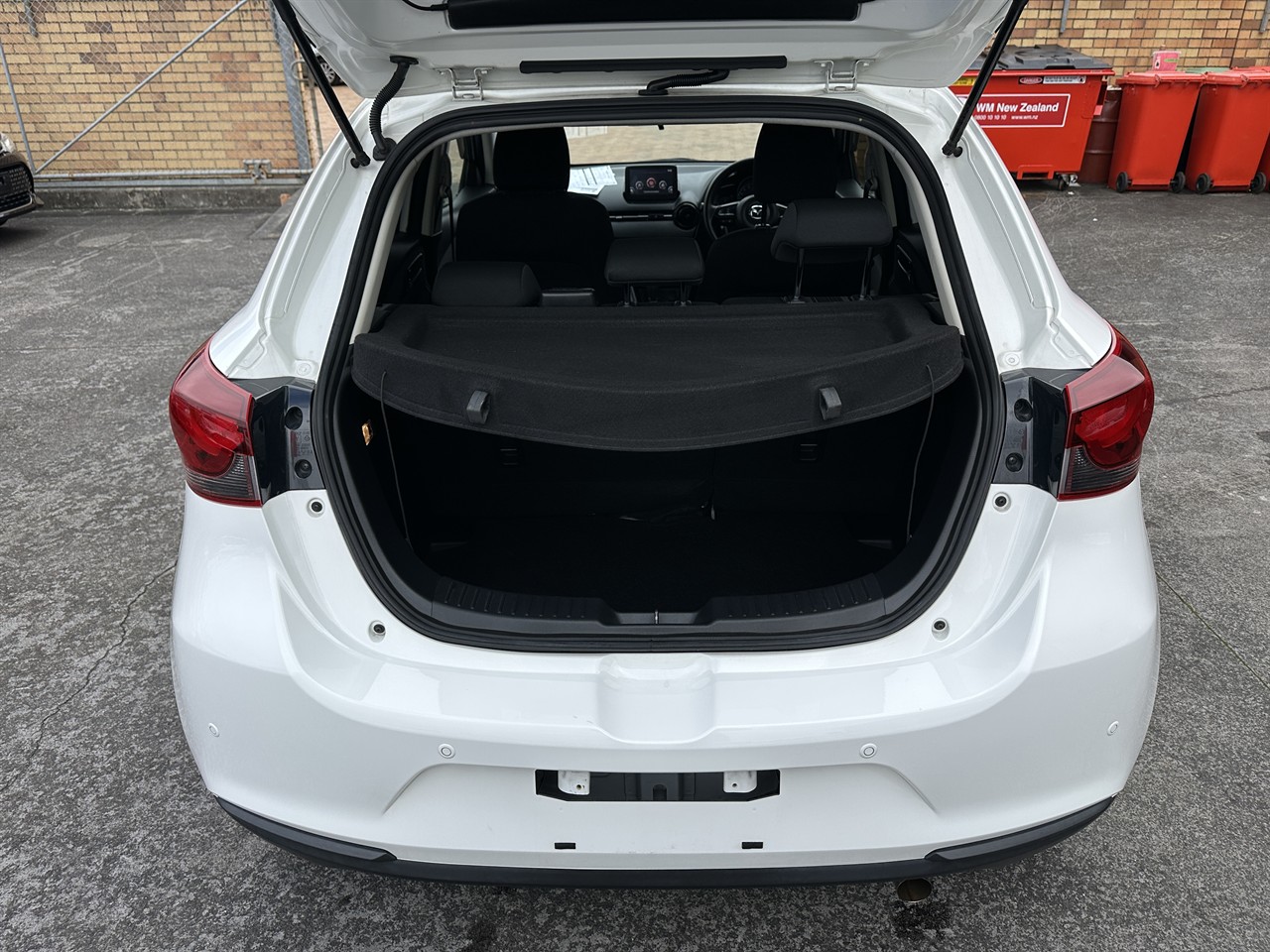 2020 Mazda 2 thumbnail