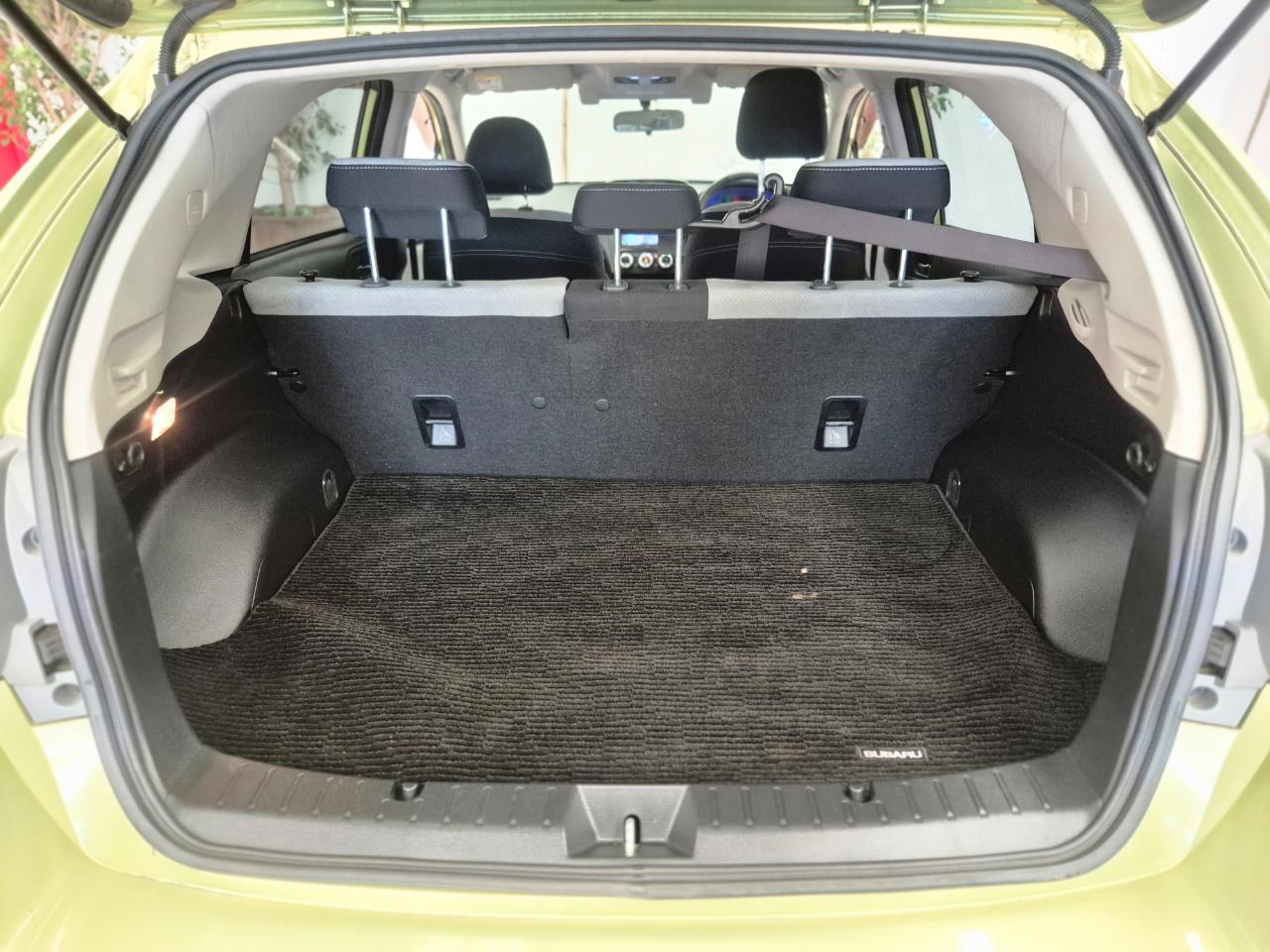 2014 Subaru XV thumbnail