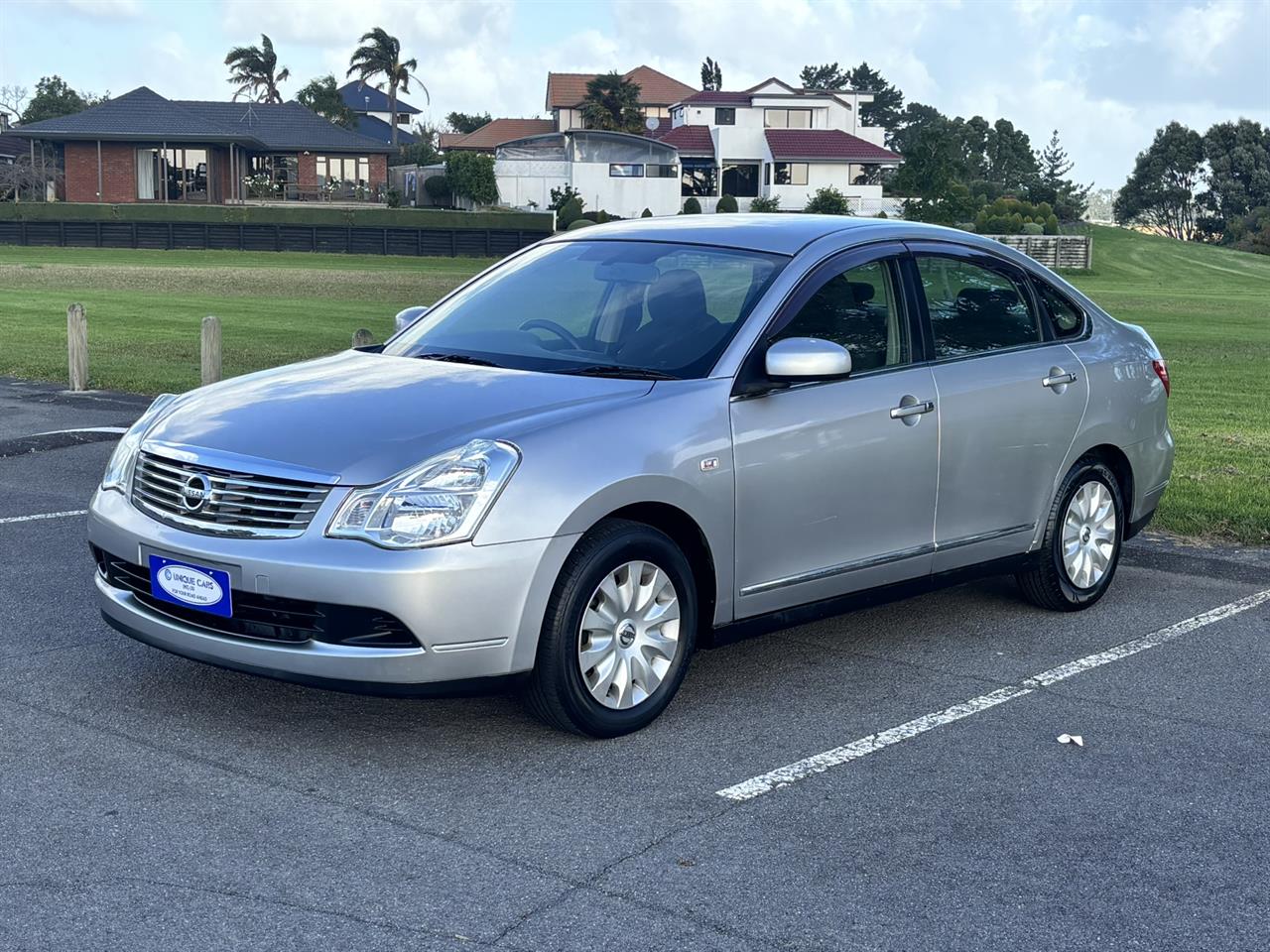 2009 Nissan Bluebird thumbnail