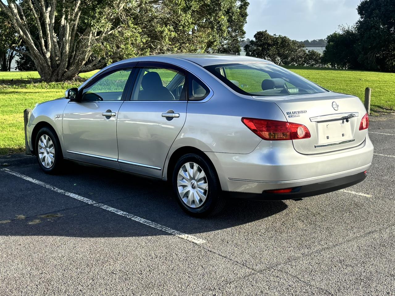 2009 Nissan Bluebird thumbnail