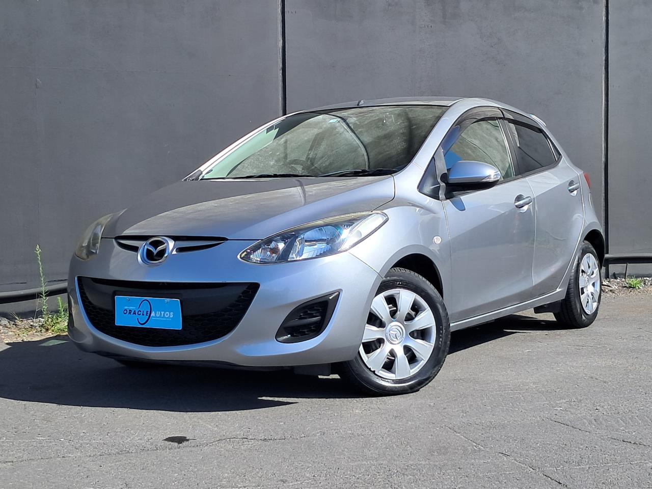 2012 Mazda Demio thumbnail