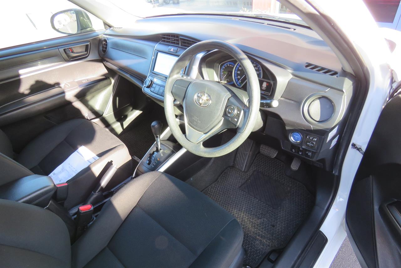 2020 Toyota Corolla thumbnail