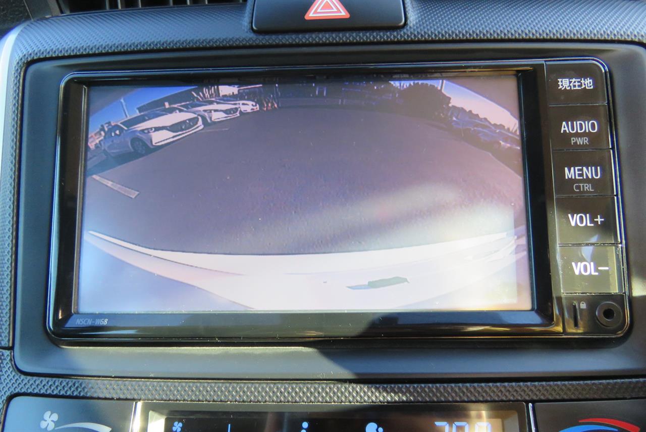 2020 Toyota Corolla thumbnail