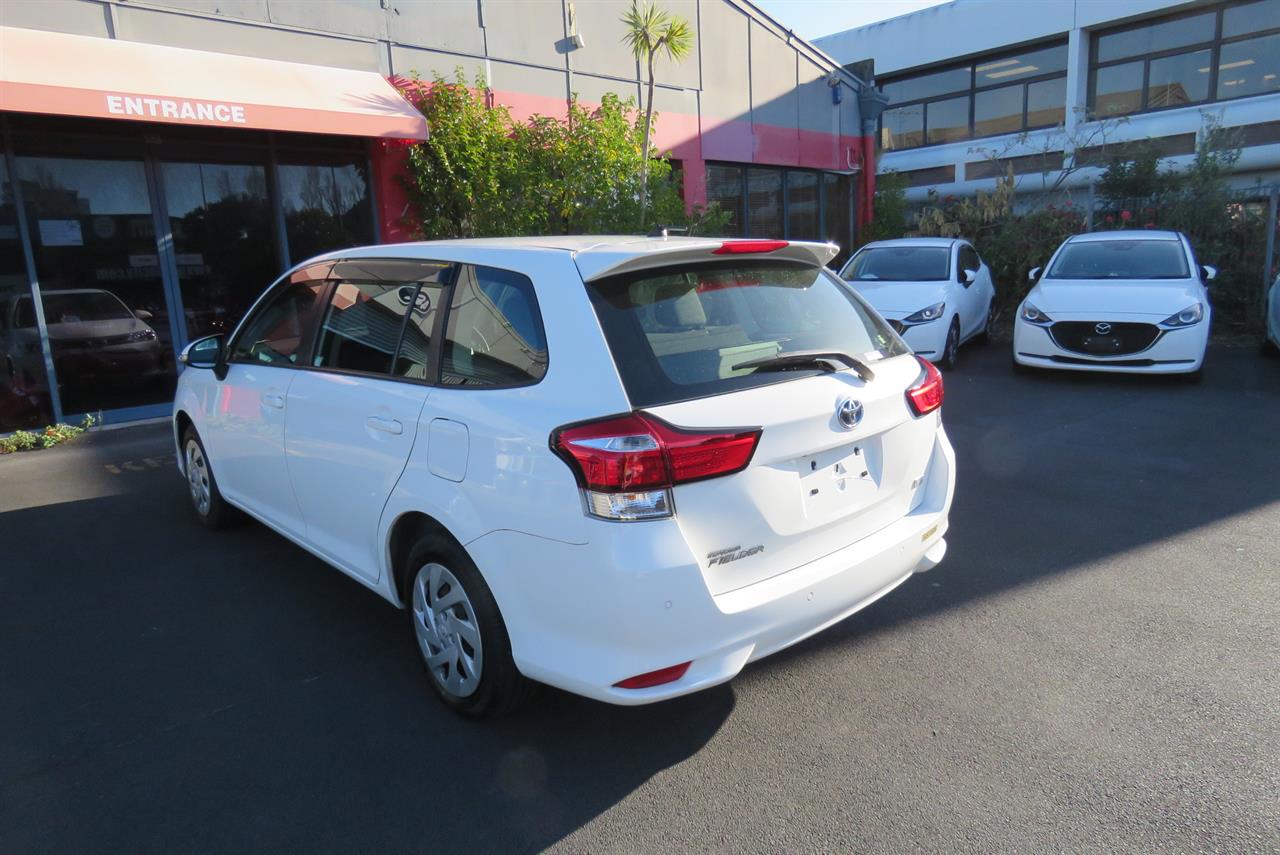 2020 Toyota Corolla thumbnail