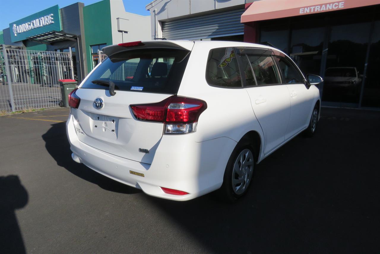 2020 Toyota Corolla thumbnail