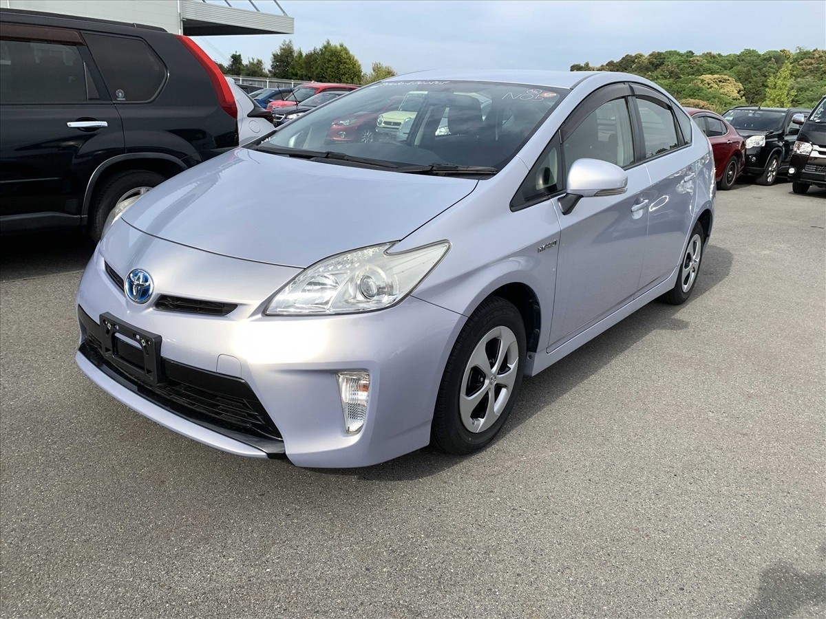 2014 Toyota PRIUS thumbnail