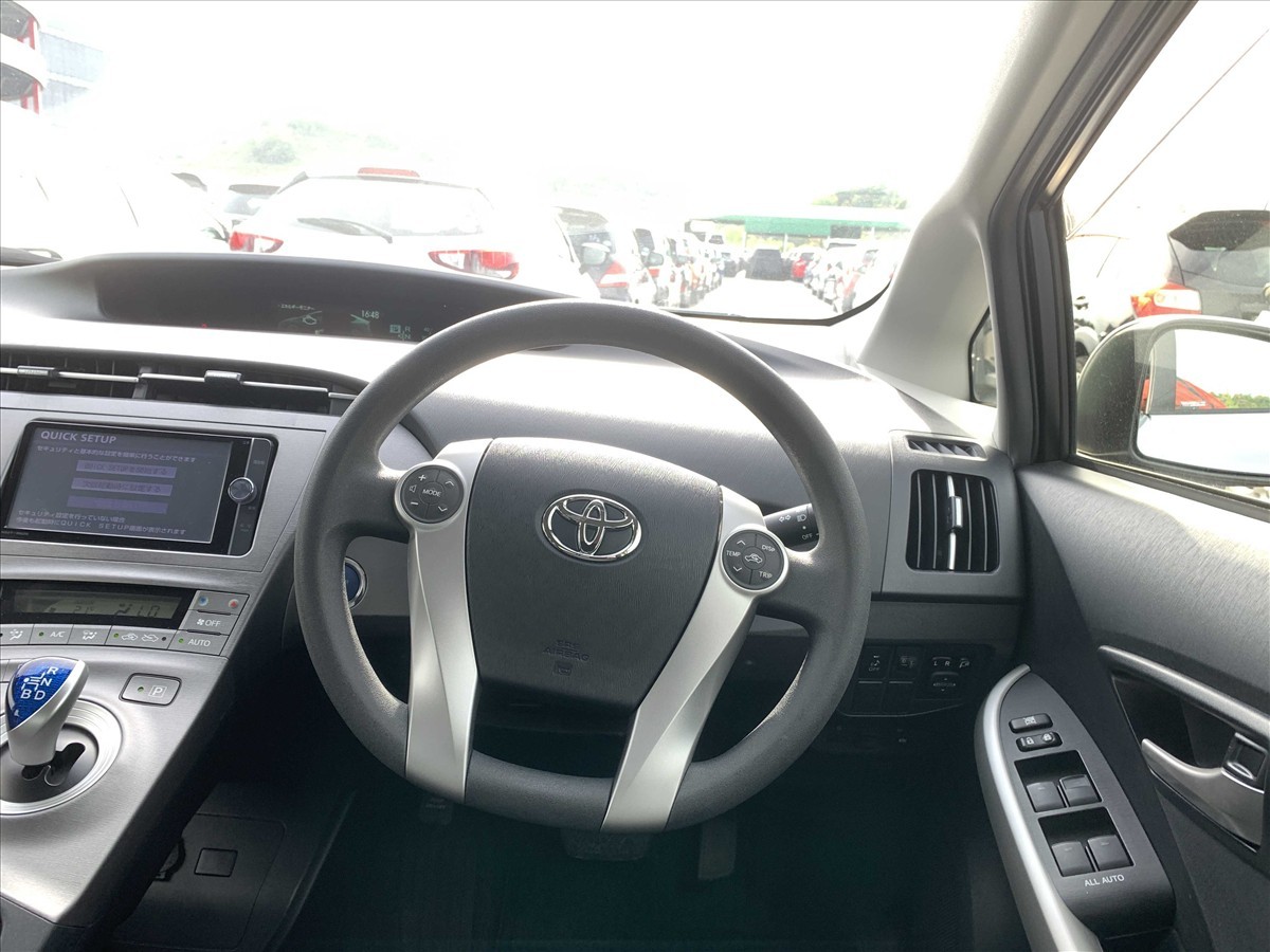 2014 Toyota PRIUS thumbnail