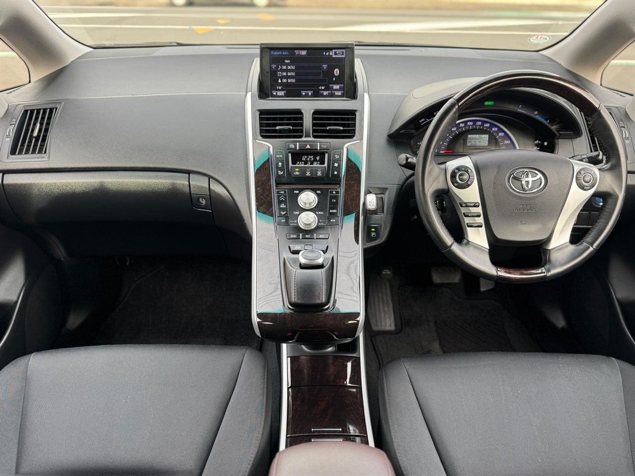 2015 Toyota Sai thumbnail