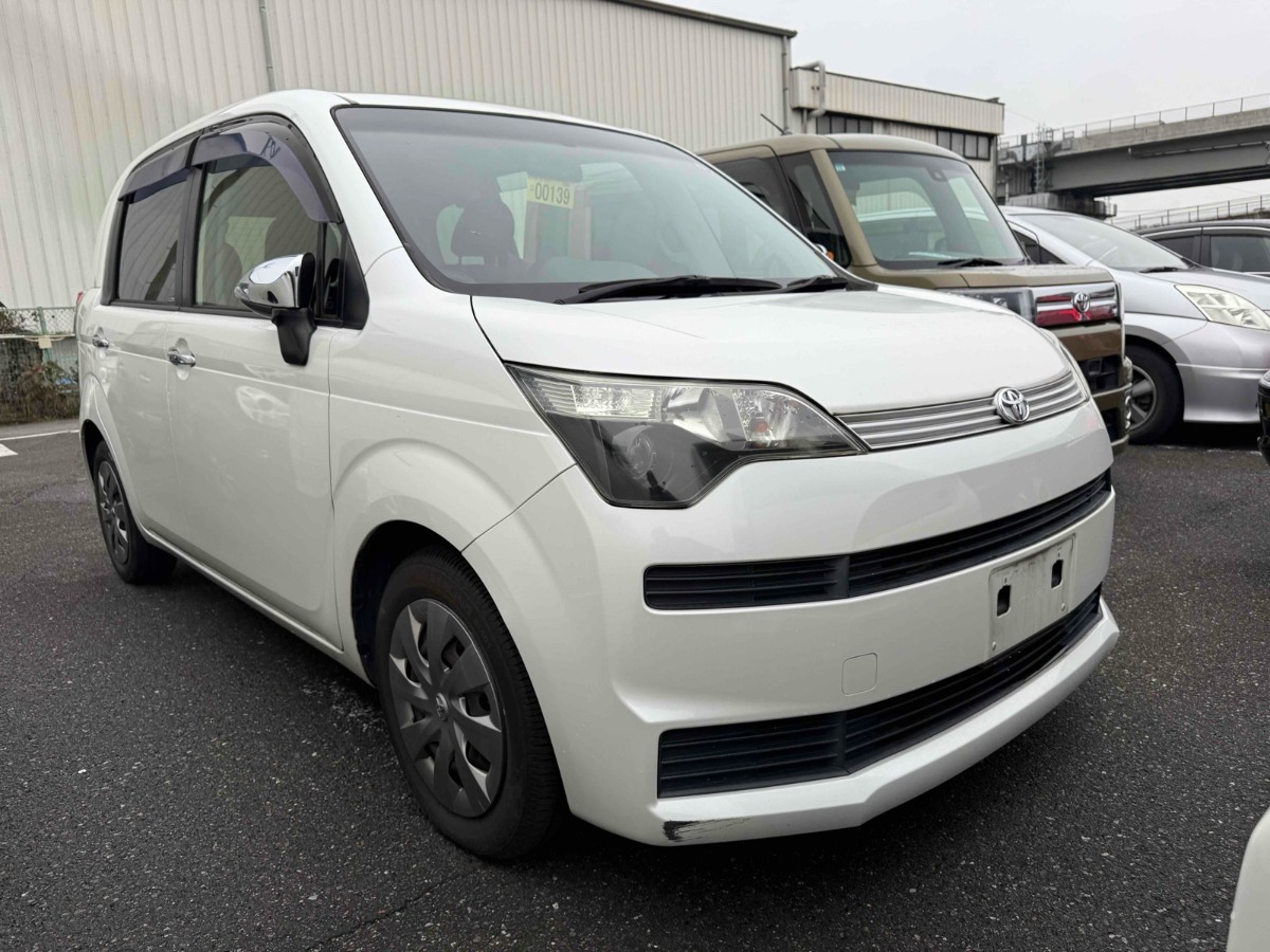 2014 Toyota Spade