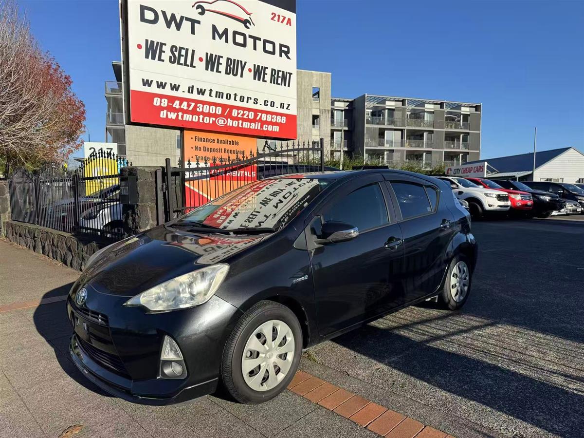 2013 Toyota Aqua